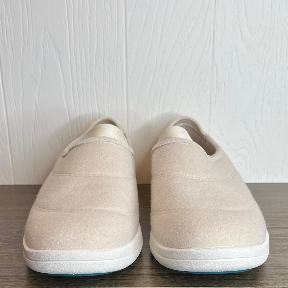 Vessi Sunday Beige Slip-On Slippers 9 - Picture 2 of 9